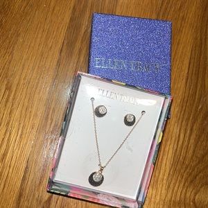 Ellen Tracy Jewelry Set